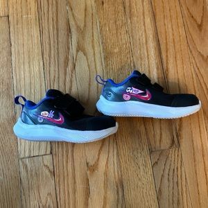 Kids Nike Star Runner sneakers for girls